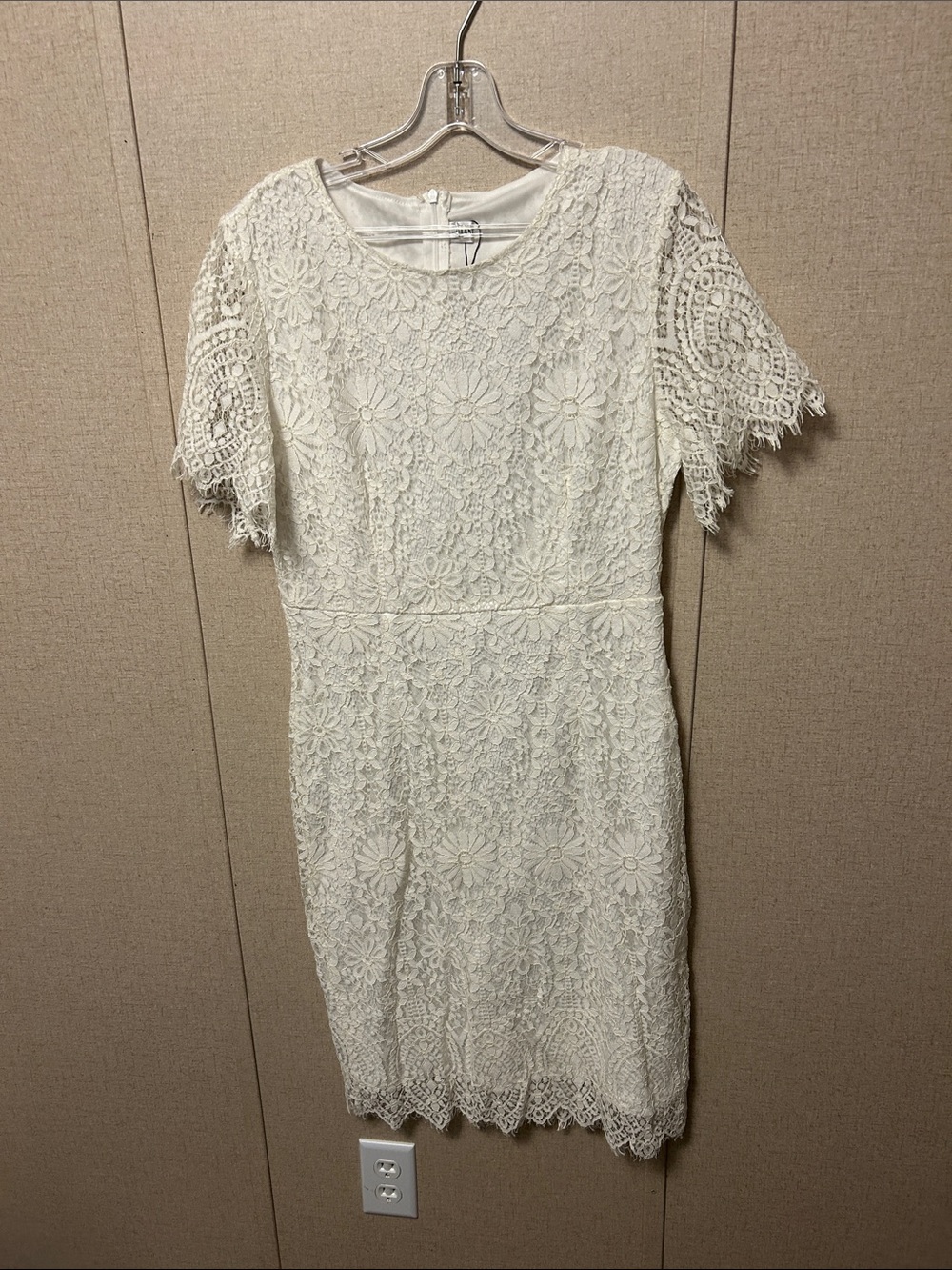 Lace Floral Short-Sleeve Women's Dress — White
